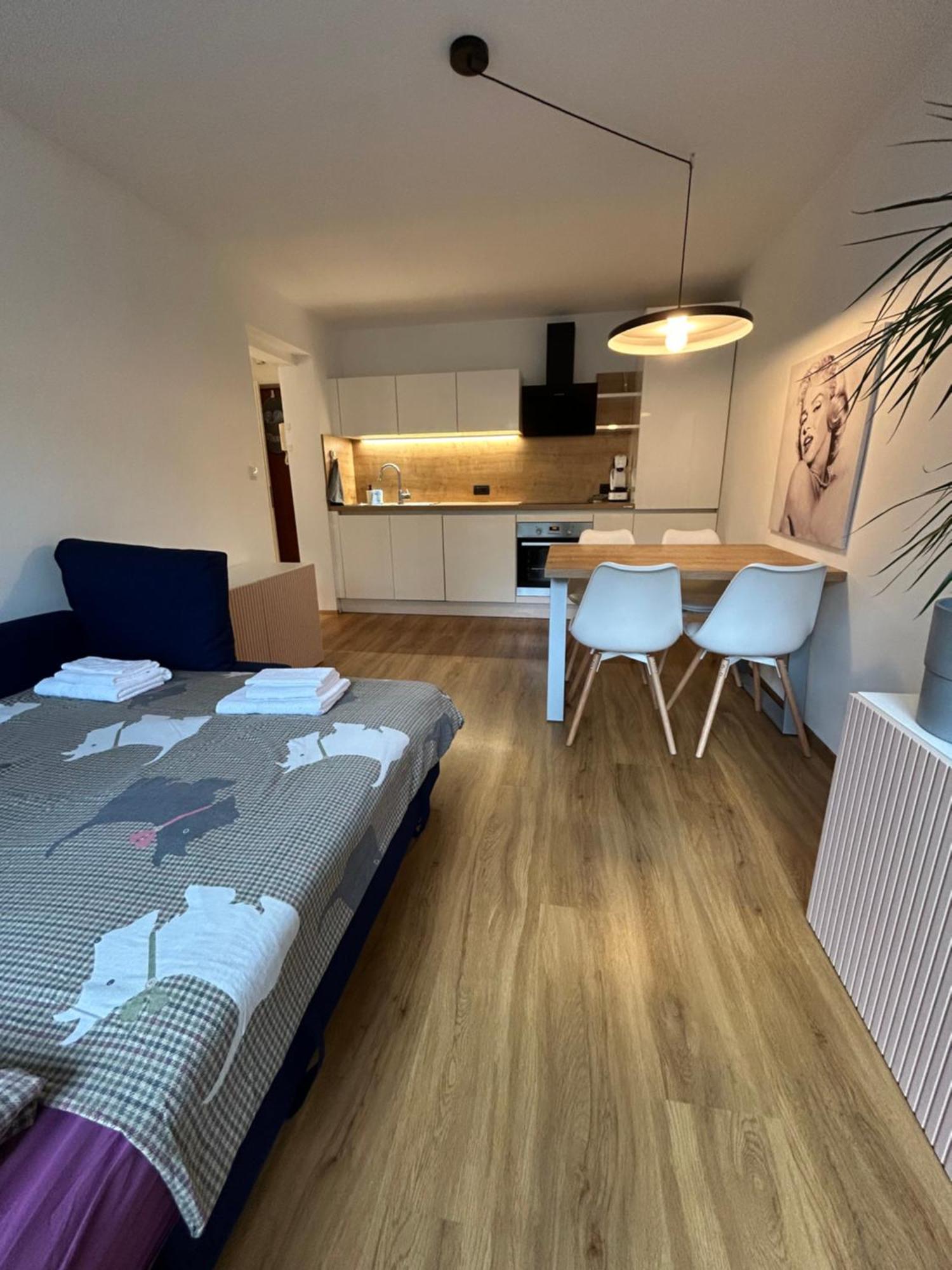Karamela Apartment Lublana Zewnętrze zdjęcie